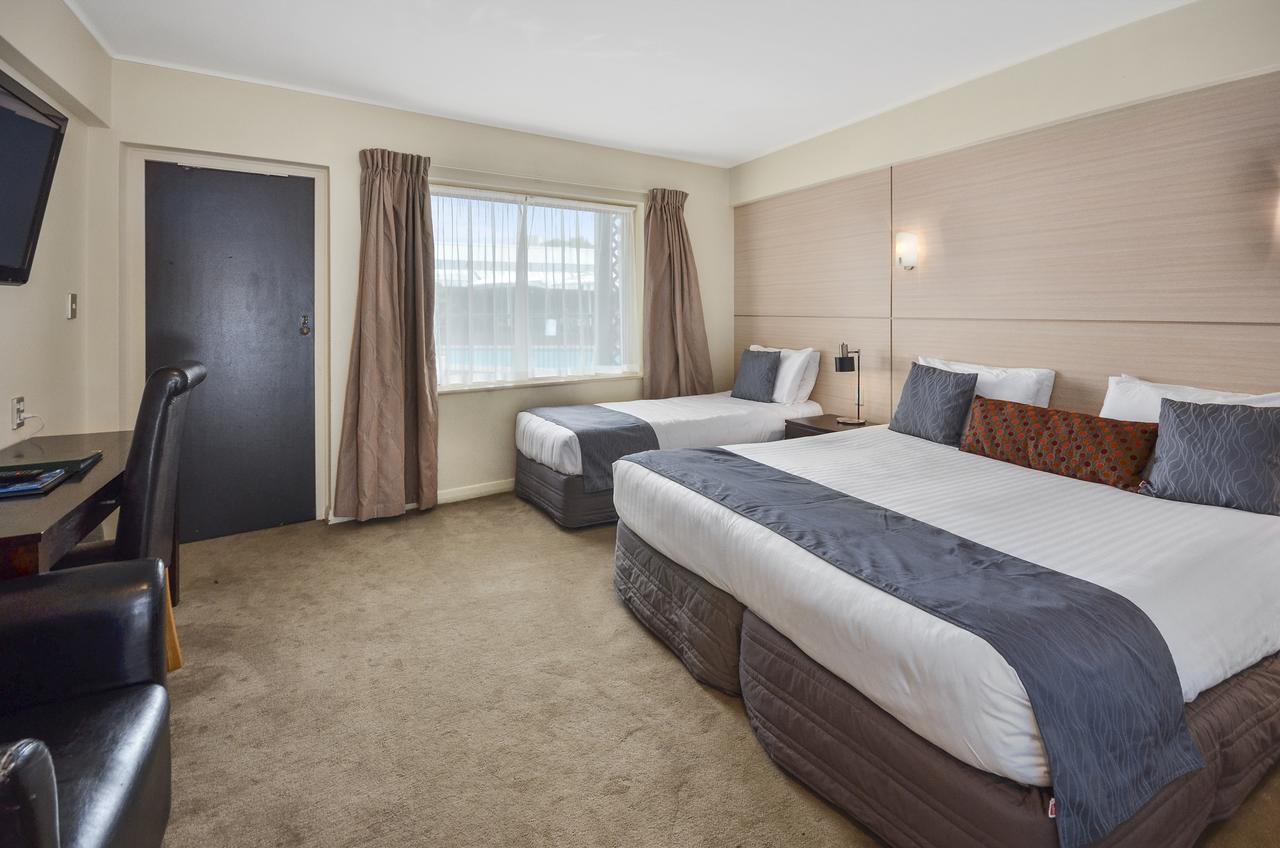 Poenamo Hotel Оукланд Екстериор снимка