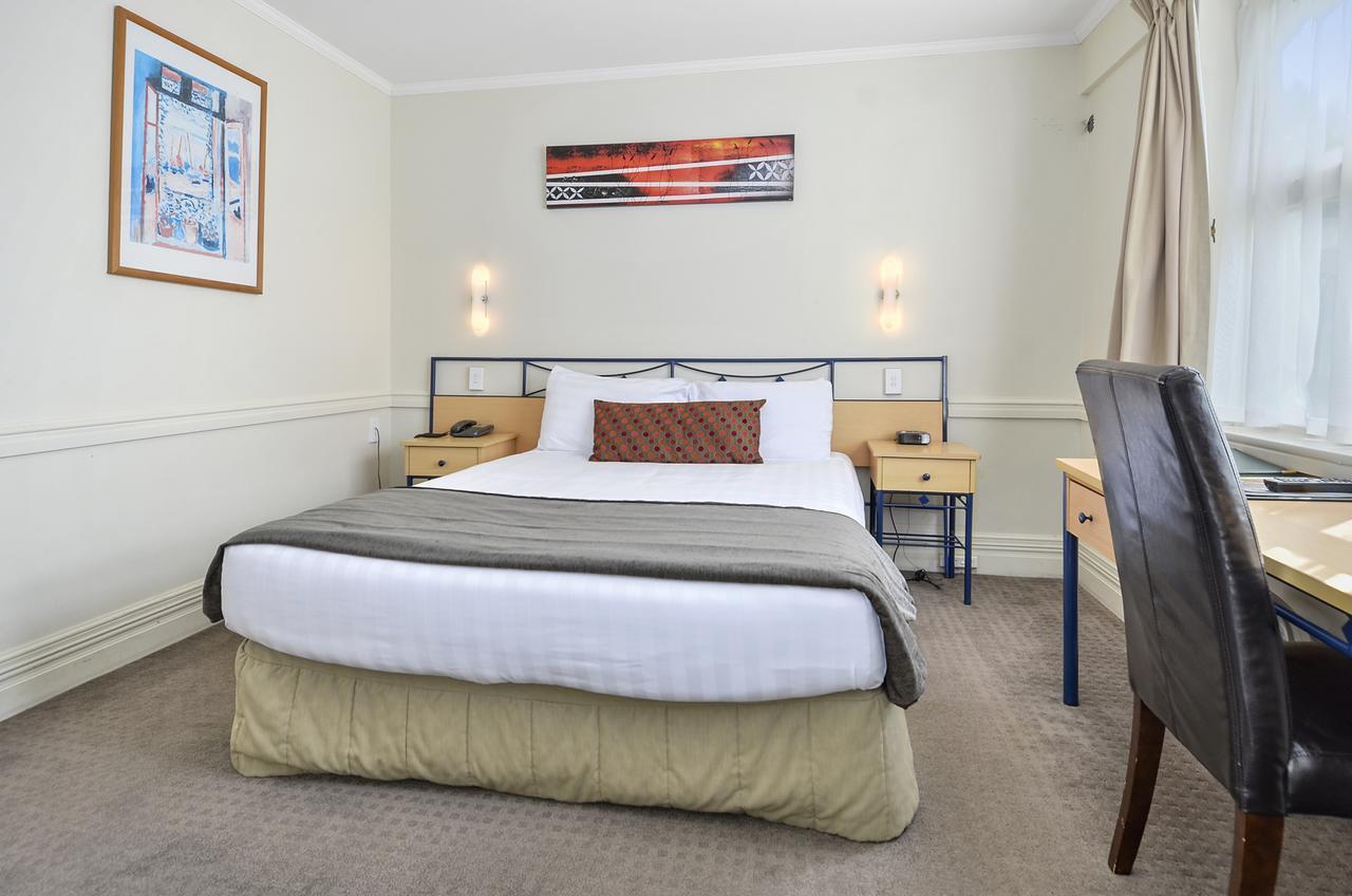 Poenamo Hotel Оукланд Екстериор снимка