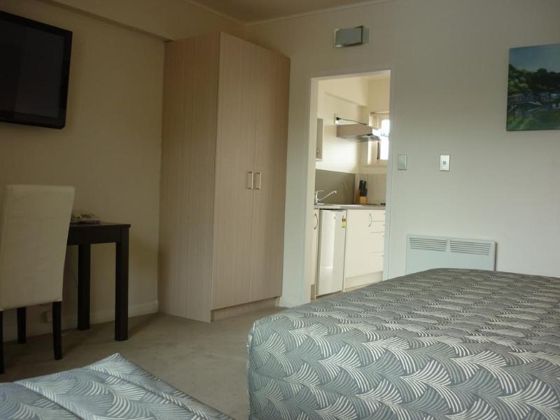 Poenamo Hotel Оукланд Екстериор снимка
